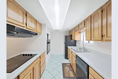 8608 Cattail Drive #4, Temple Terrace, FL 33637 - Photo 8