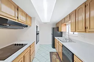 8608 Cattail Dr, Temple Terrace, FL 33637 - Photo 8