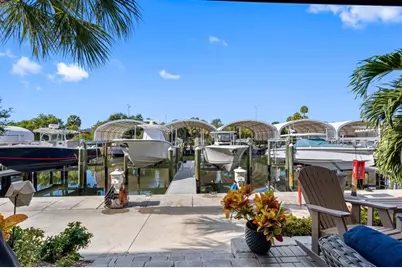 6057 Moorings Drive S, Saint Petersburg, FL 33712 - Photo 6