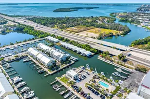 6057 Moorings Dr S, Saint Petersburg, FL 33712 - Photo 52