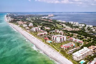 2039 Gulf of Mexico Dr, Longboat Key, FL 34228 - Photo 2