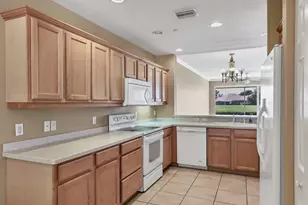 8406 Wethersfield Run, Lakewood Ranch, FL 34202 - Photo 24