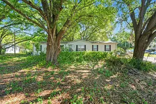 6633 Glen Meadow Loop, Lakeland, FL 33810 - Photo 2