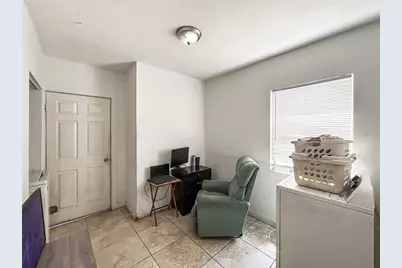 1234 17th Street N, Saint Petersburg, FL 33713 - Photo 10