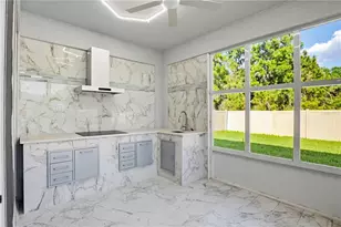 813 161st St E, Bradenton, FL 34212 - Photo 14