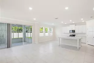 813 161st St E, Bradenton, FL 34212 - Photo 12