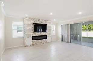 813 161st St E, Bradenton, FL 34212 - Photo 6