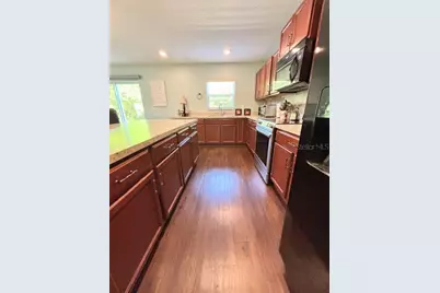 11521 Southern Creek Drive, Gibsonton, FL 33534 - Photo 10