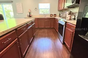 11521 Southern Creek Dr, Gibsonton, FL 33534 - Photo 10