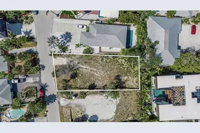 243 Coolidge Drive, Sarasota, FL 34236 - Photo 6
