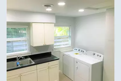 2541 Floyd Street, Sarasota, FL 34239 - Photo 6