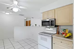 4512 Ottawa Trail, Sarasota, FL 34233 - Photo 6