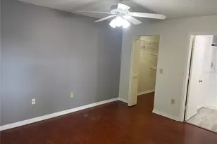 3535 59th Ave W, Bradenton, FL 34210 - Photo 10