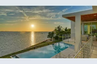 4123 Bay Shore Road, Sarasota, FL 34234 - Photo 6