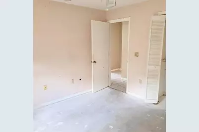 1005 Greystone Lane, Sarasota, FL 34232 - Photo 18