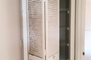 1005 Greystone Ln, Sarasota, FL 34232 - Photo 16