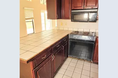 1005 Greystone Lane, Sarasota, FL 34232 - Photo 12