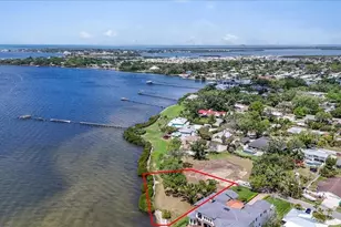 2111 4th St Ct W, Palmetto, FL 34221 - Photo 1