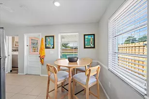 920 Myrtle Ave, Venice, FL 34285 - Photo 14