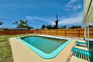 920 Myrtle Ave, Venice, FL 34285 - Photo 34