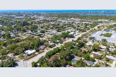 4717 Crystal Avenue, Sarasota, FL 34231 - Photo 10
