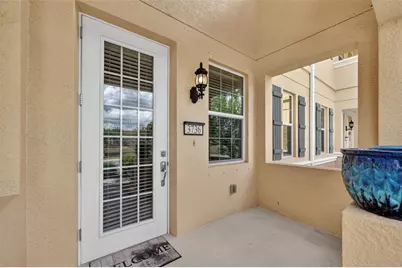 3736 82nd Avenue Circle E #105, Sarasota, FL 34243 - Photo 2