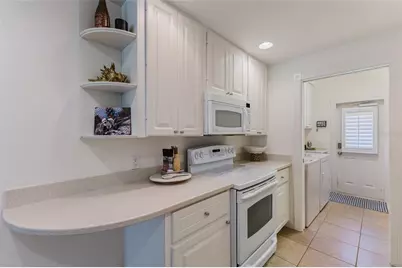 1564 Napoli Drive W, Sarasota, FL 34232 - Photo 8