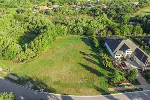 3433 Founders Club Dr, Sarasota, FL 34240 - Photo 8