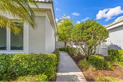 8652 54th Avenue Circle E, Bradenton, FL 34211 - Photo 6