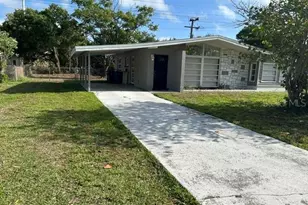 3707 Schwalbe Dr, Sarasota, FL 34235 - Photo 1