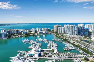 415 L Ambiance Dr, Longboat Key, FL 34228 - Photo 74