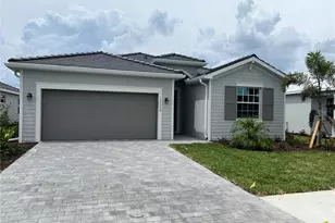11370 Burgundy Dr, Venice, FL 34293 - Photo 1