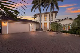 518 58th St, Holmes Beach, FL 34217 - Photo 1