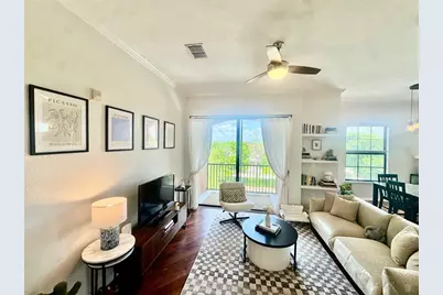 8319 38th Street Circle E #305, Sarasota, FL 34243 - Photo 8