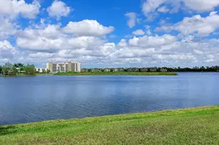 6427 Moorings Point Cir, Lakewood Ranch, FL 34202 - Photo 2
