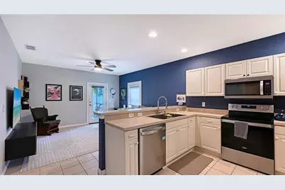 2306 29th Avenue E, Palmetto, FL 34221 - Photo 8