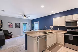 2306 29th Ave E, Palmetto, FL 34221 - Photo 8