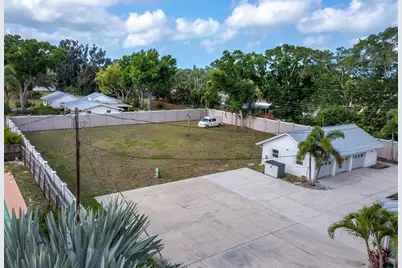 5618 Britannia Drive, Sarasota, FL 34231 - Photo 66