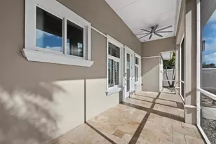 5618 Britannia Dr, Sarasota, FL 34231 - Photo 10