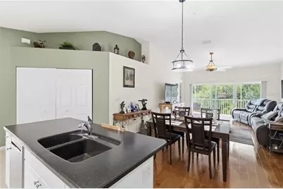 7532 Marsh Orchid Circle #201, Bradenton, FL 34203 - Photo 10