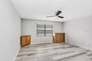 1807 New Bedford Dr, Sun City Center, FL 33573 - Photo 18