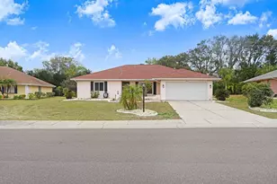 1807 New Bedford Dr, Sun City Center, FL 33573 - Photo 6