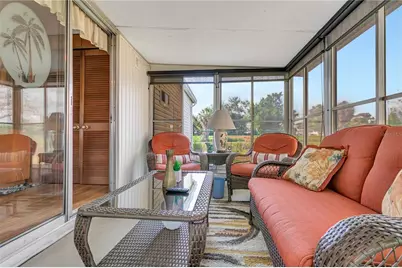 3208 Oakwood Boulevard S, Sarasota, FL 34237 - Photo 18