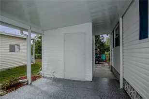 3208 Oakwood Blvd S, Sarasota, FL 34237 - Photo 48