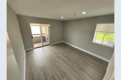 10263 Gandy Boulevard N #2106, Saint Petersburg, FL 33702 - Photo 26