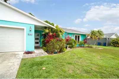 907 69th Street NW, Bradenton, FL 34209 - Photo 1