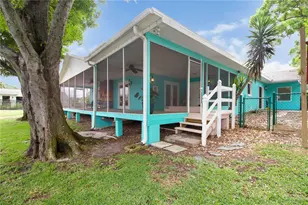 907 69th St NW, Bradenton, FL 34209 - Photo 48