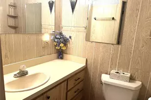 254 Southwinds Dr, Sarasota, FL 34231 - Photo 12