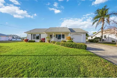 886 E 4th Street, Englewood, FL 34223 - Photo 2