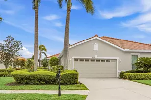 8120 Victoria Falls Cir, Sarasota, FL 34243 - Photo 10